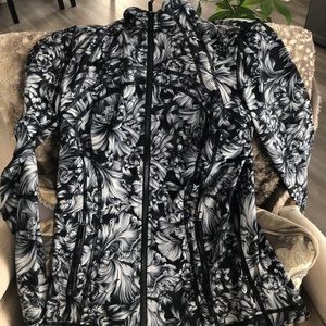 Define Lululemon jacket